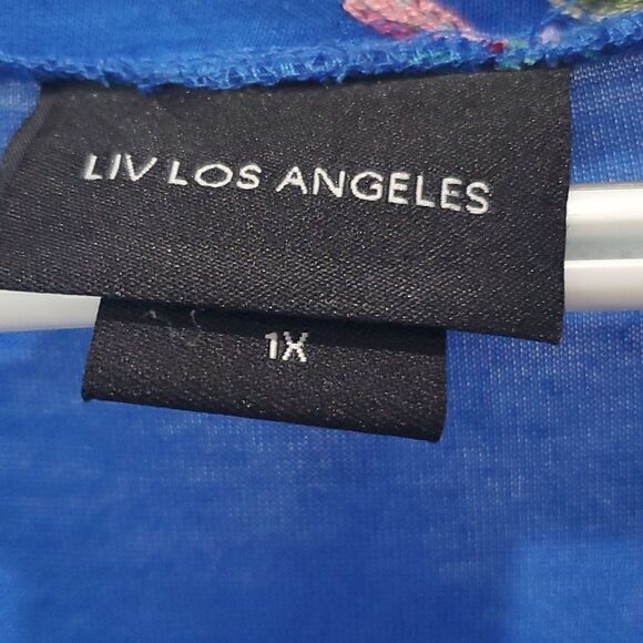 LIV Los Angeles Women’s Floral Embroidered, Butterfly sleeve Blouse, Size 1 X - Picture 2 of 6